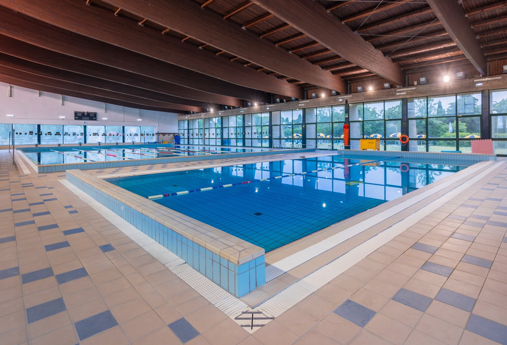 verona_02_piscina_cubierta